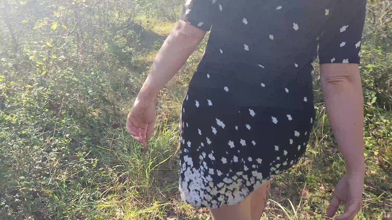 Sexymarghot: Erkek arkadaşım ve baba sevgilimle üçlü seks yapıyor ve gırtlağına kadar...