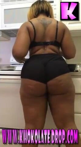 Big black clapping booties: Big thick booty, episode 4