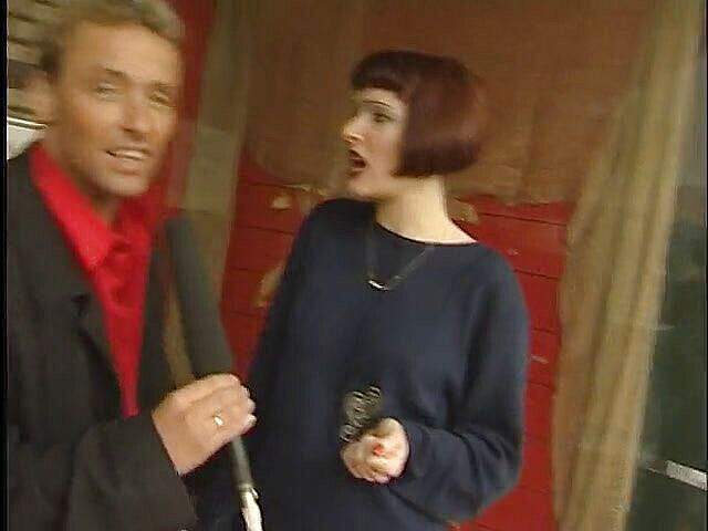 Lucky Cooch: सड़क पर लाल बालों वाली साक्षात्कार