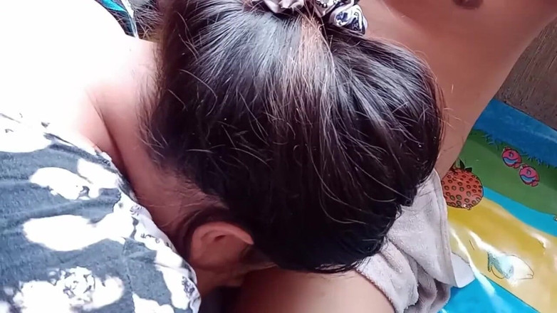 Chubbyme Pinay: Nachmittagssex mit meiner molligen tante, nachbarin, das wetter ist heiß,...