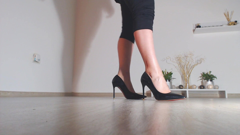LegsOnHeels: Мої ноги на підборах, ходячи з благодаттю
