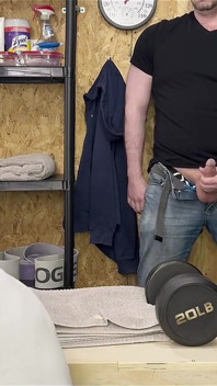 Svalnatý nevlastní otec je ošukaný dvěma velkými čůráky