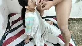 Cuñado indio deja a su cuñada solitaria en video de sexo hardcore full hd
