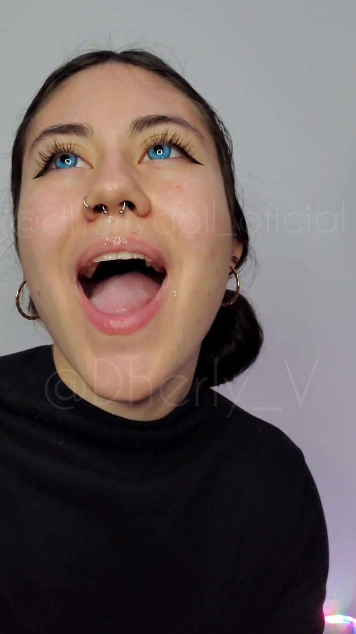 DherlyDoll: Cele mai bune momente ale lui Dherlydoll, pișat, spermă, anal......