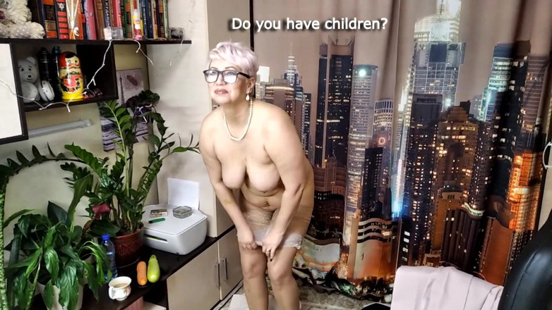 AimeeParadise: Cukinii i marchew w nienasyconej dojrzałej cipie! Gorąca rosyjska sexwife...