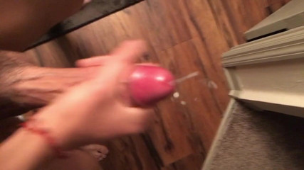 Dinar: Přímo ve třídě stříkání hodně spermatu