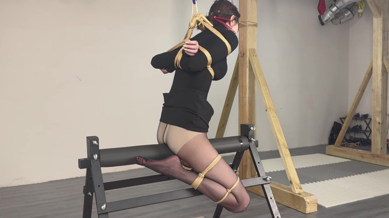 Yanmoushengyi: Cavalcata pieghevole per gambe e M-leg Climax