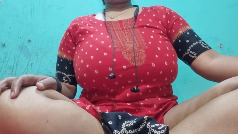 NilaRani693: Sexy skutečné domácí sólo video s hlubokou soukromou sexy náladou...