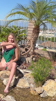 Larena Poses Nude in the Sun