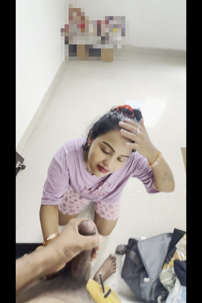 Nisha spa girls: La ragazza succhiacazzi ko muyu main lund dediya cara ragazza