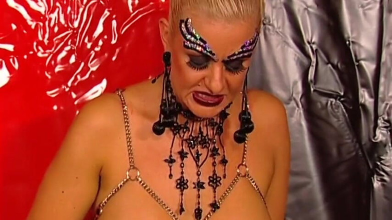BDSM Fetish Deutschland: BDSM Toilet Slave Piss in Mounth German