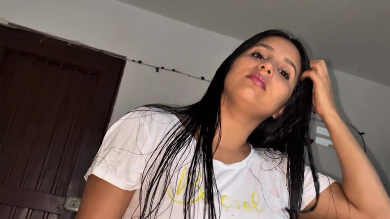 Gilversexy: Stepdaughter Changes Clothes in Front of Her Stepfather! She Ends...