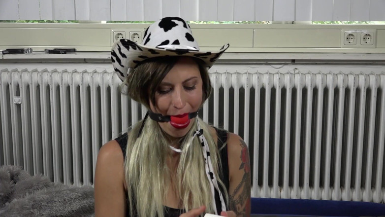 Restricting Ropes: Experimentando sua nova boca engasgando