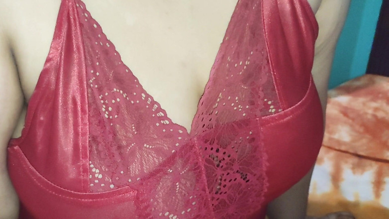 Shila Rani: Je Baise Ma Belle-sœur Sexy Quand Ma Femme N’est Pas À...
