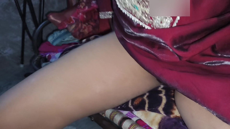 RoboticApple28: Pepek isteri montel panas dikongkek di hindi seks buatan sendiri