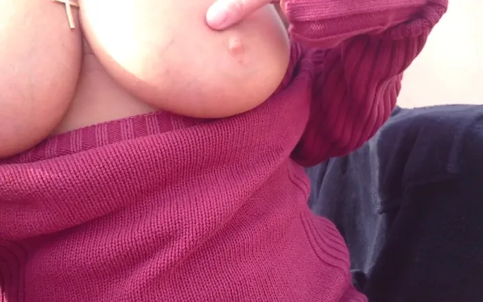 Natalie K: Flashing ass pussy and tits, with my tits out i...