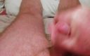 TheUKHairyBear: Wanking Naked on the Bed with Cum Shot - UK Hairy...