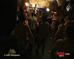 GGG John Thompson OLD STYLE: Ggg - blonda bombă Sandra Star este futută în grup într-o petrecere sălbatică...