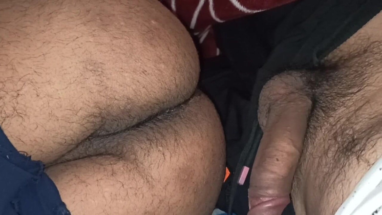 Desi__Panda: Desi lkw-fahrer fickt den dicken arsch seines heterosexuellen freundes