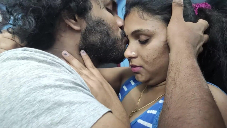 Vaigavarun45: Shimmy et retrait des pistes et baiser torride avec des...