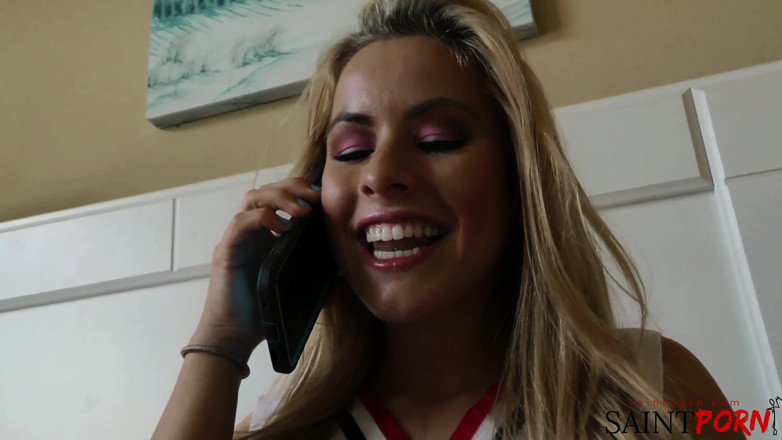 SaintPorn: Dedicarea cheer a lui Lilly îl surprinde pe Mike