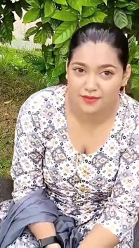 कॉलेज गर्ल प्रिया ने 1000 में पूरी रात चुदने के लिए रेडी हो गयी
