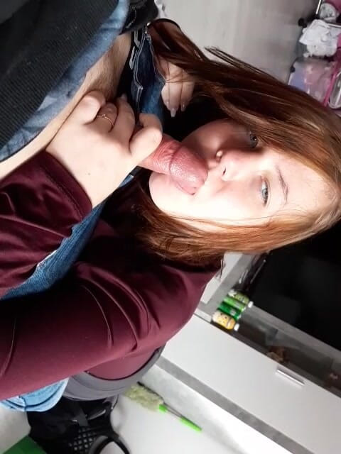 Couple18and38: Přítelkyně dává hlavu