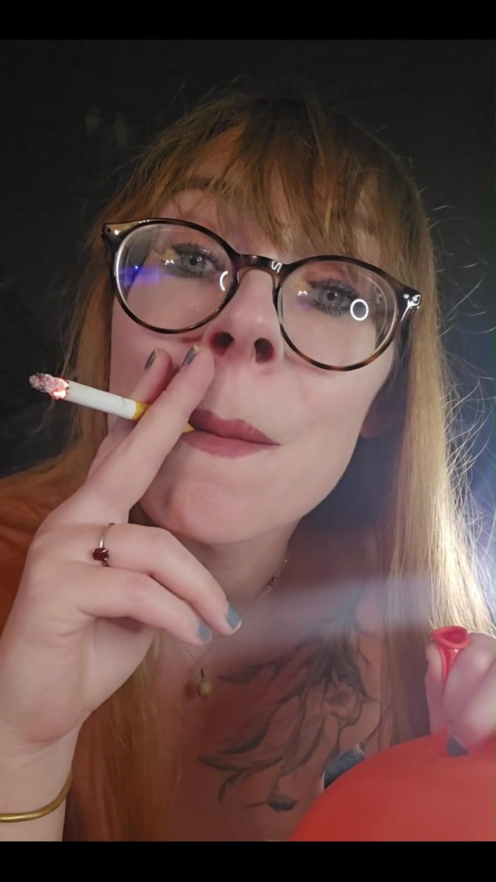 MistressThrope: Wie viel Rauch ist in meinen lunge