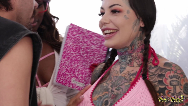 Nasty Sluts Studios: Goths vs. preps: Wild rivars saamoohik chudaee
