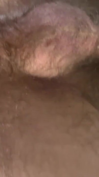Kongkek lubang ayah dengan dildo dan pancut ke dalam