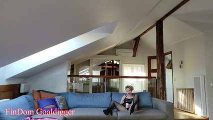 FinDom Goaldigger: Furzende muschi mit sperma