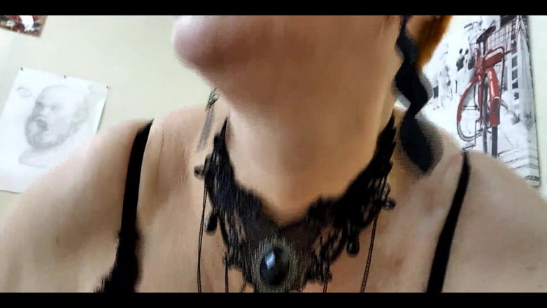 AimeeParadise: Nadržená zralá zrzavá děvka vášnivě saje a šuká!