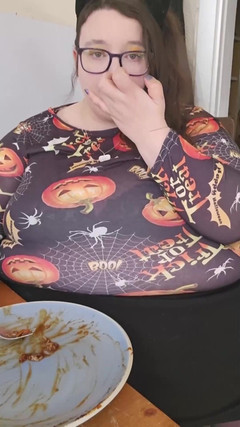 SSBBWLadyBrads: Жуткая китайская начинка жиробасина