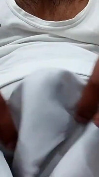 Satin silk handjob porn - cetim sedoso terno branco esfregar na cabeça do pau (86)
