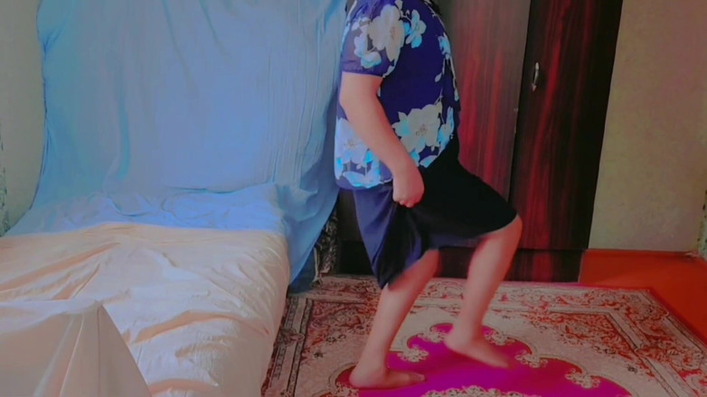 Kitty_Cross: Compilation maison : je fête mon côté féminin