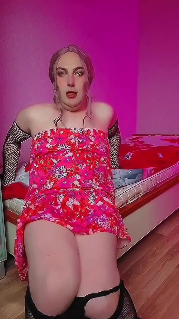 Kitty_Cross: Scatena la tua dea interiore: tutorial di danza potenziata di...