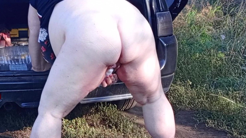 Zona901: 隣人は潮吹きでたくさんのオーガズムを得る