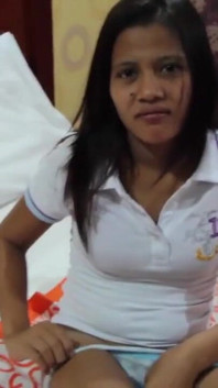Tight Pinay pussy leaking with creampie cum