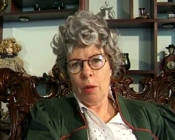 German amateur couples: Diese deutsche oma hat ihr gesicht mit sperma bedeckt