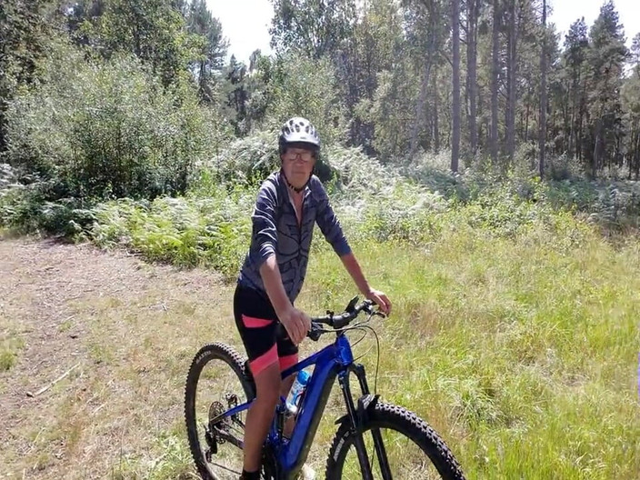 Andy: Merci encore pour le sperme et les regarder