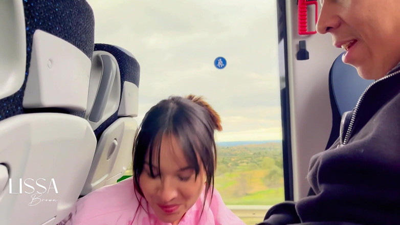 Lissa Brown: 그의 오줌과 정액으로 내 입