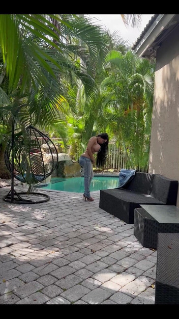 Anakaliyah: Thong torsdag