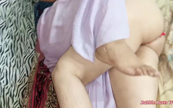 Netu: Sara dan netu lagi asik bersenang-senang, sambil ngomong jorok bahasa...