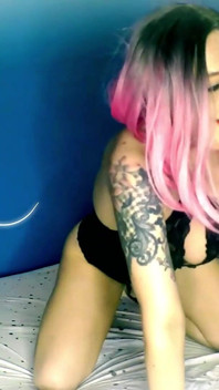 Lady Angela Findom pro dobré chlapce Chvála Záink Findom