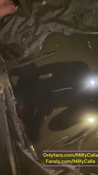 Cuarto de baño con pis, fetiche, coño mojado y orgasmo intenso