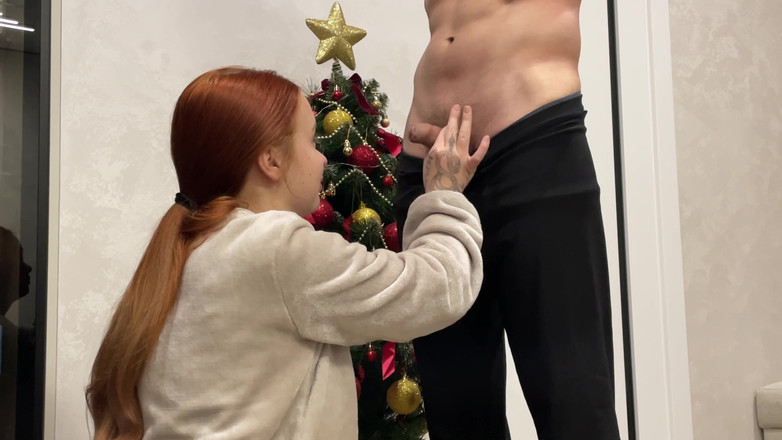 xKeryB: 18-летняя студентка делает минет