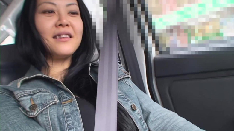 Asian Mature Climax: Dívka je vyzvednuta a požádána o masturbaci