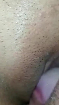 我的继母把水