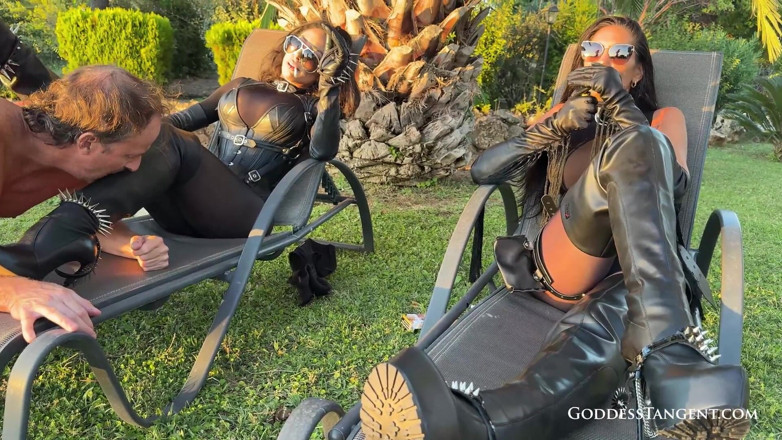 Goddess Tangent: Dominación de botas, escapada de humo