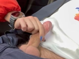 Emma Voyeur: Fată străină a făcut labă în mașină până la spermă